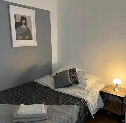 Flat,place D La Republique Apartment Paris